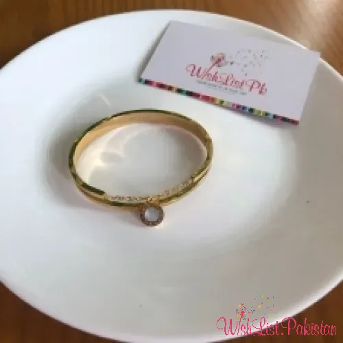 Bvlgari Hanging Dial Gold Bracelet