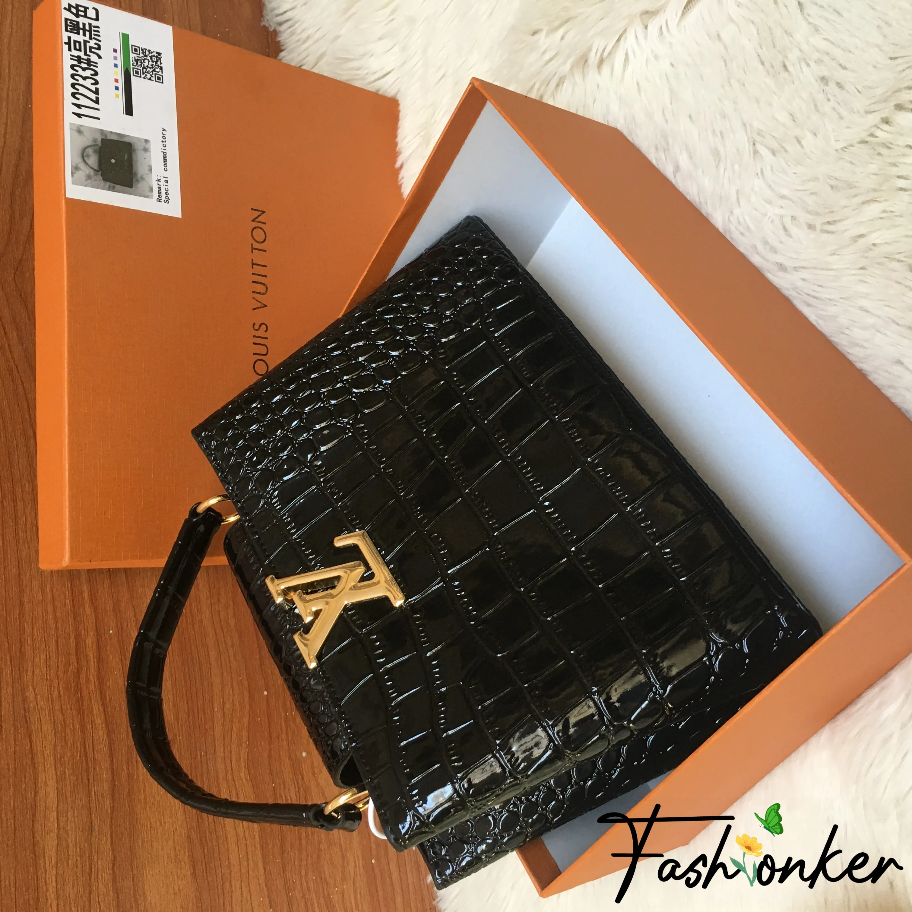 Best Price Capucine Bag with Box