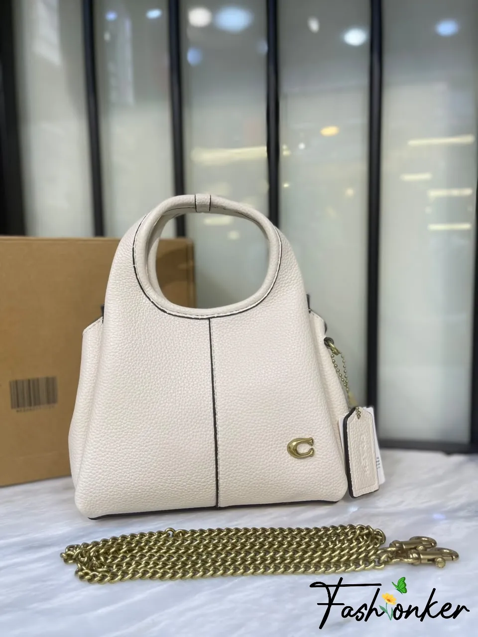 Coach Lana Bag 19  