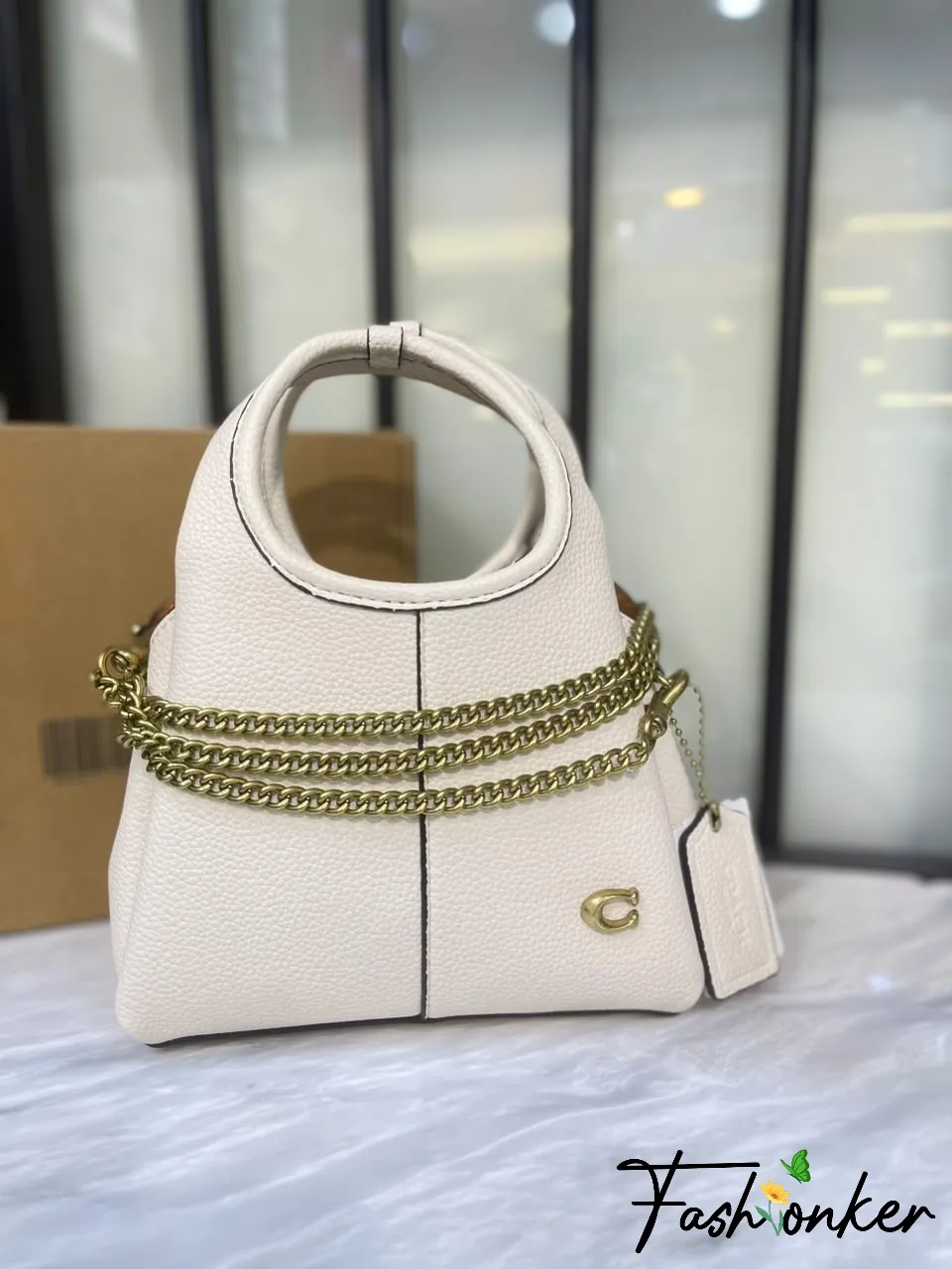 Coach Lana Bag 19  