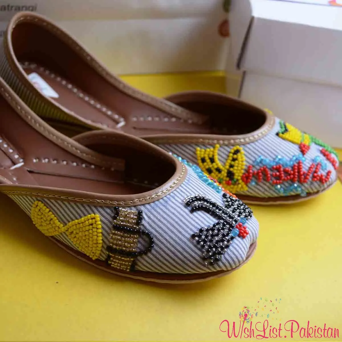 Funky Butterfly Khussa