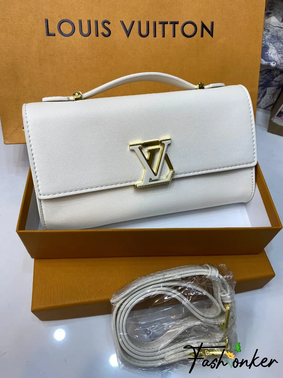 Designer Bag With Packaging 