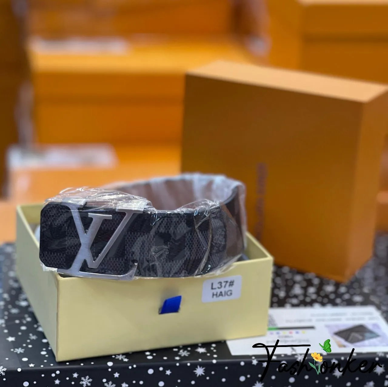 Lv Black Check Men Belt