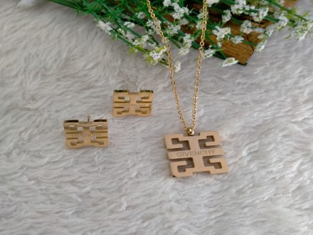 Pendant Studs Set Iv