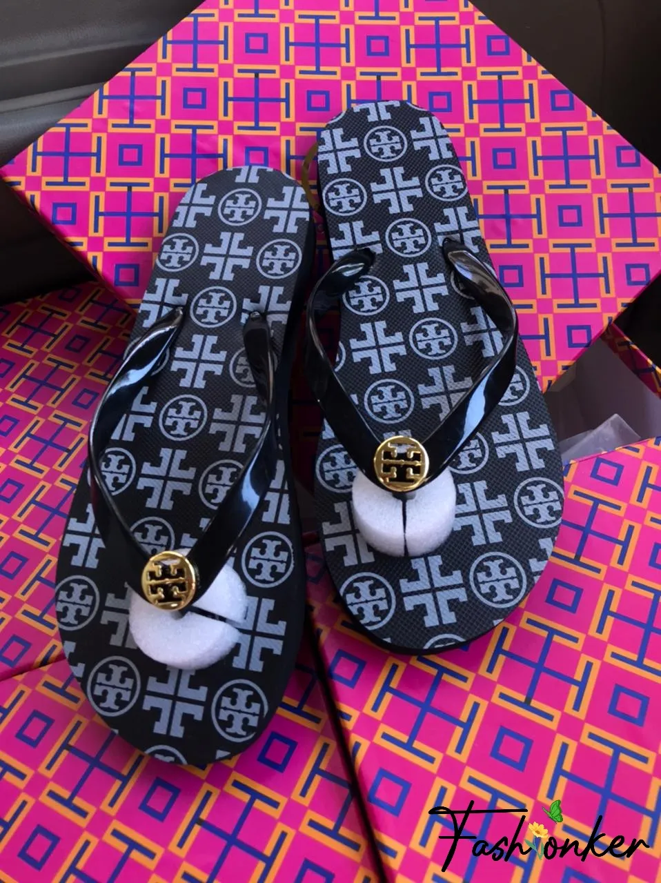 Tory Pattern Flipflop