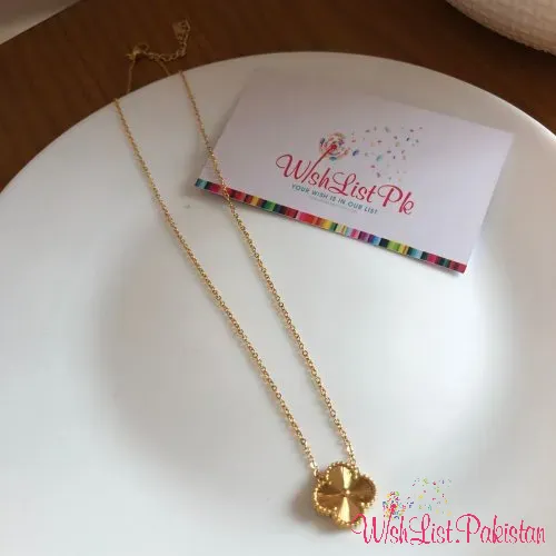 Van Cleef Arpel Pendant