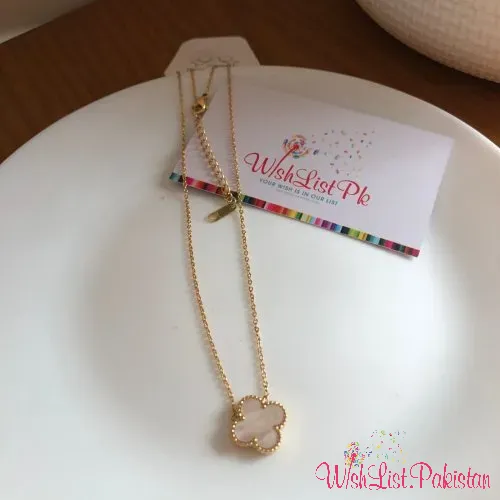 Van Cleef Arpel Pendant